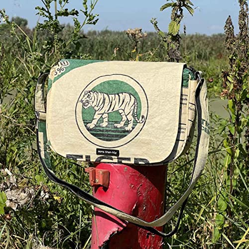 More Than Hip Qinisa Messenger Bag - Kamel Orange - Kleine Umhängetasche Damen aus Recycelten Zementsäcke Leichte Schultertasche Arbeitstasche Schultasche - 28 x 20 x 11/5 cm – Bild 5